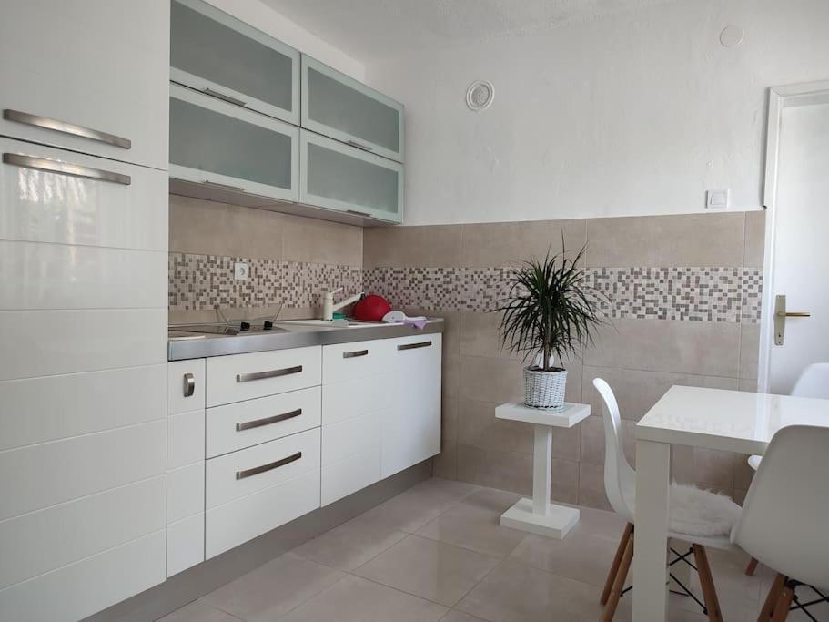 B&B Ana Virpazar Extérieur photo